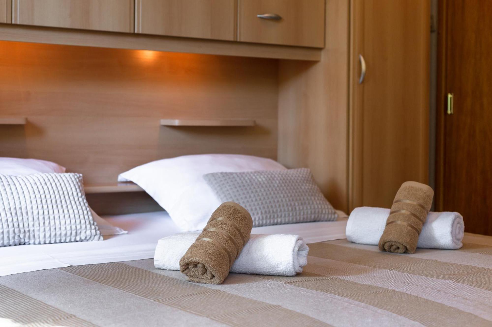 Apartmani Lovrenco Krvavica Εξωτερικό φωτογραφία