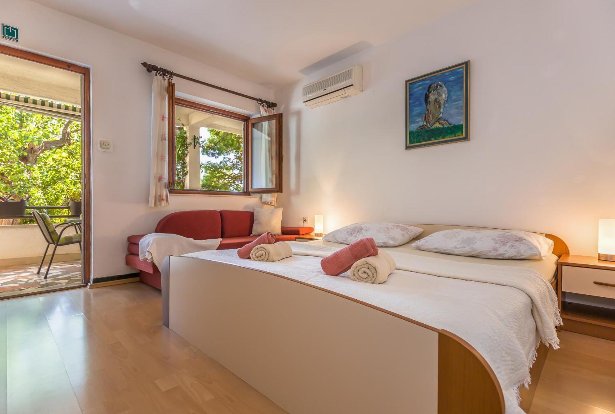 Apartmani Lovrenco Krvavica Εξωτερικό φωτογραφία